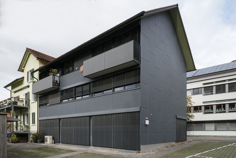 Neubau Mehrfamilienhaus, Mauren 2000