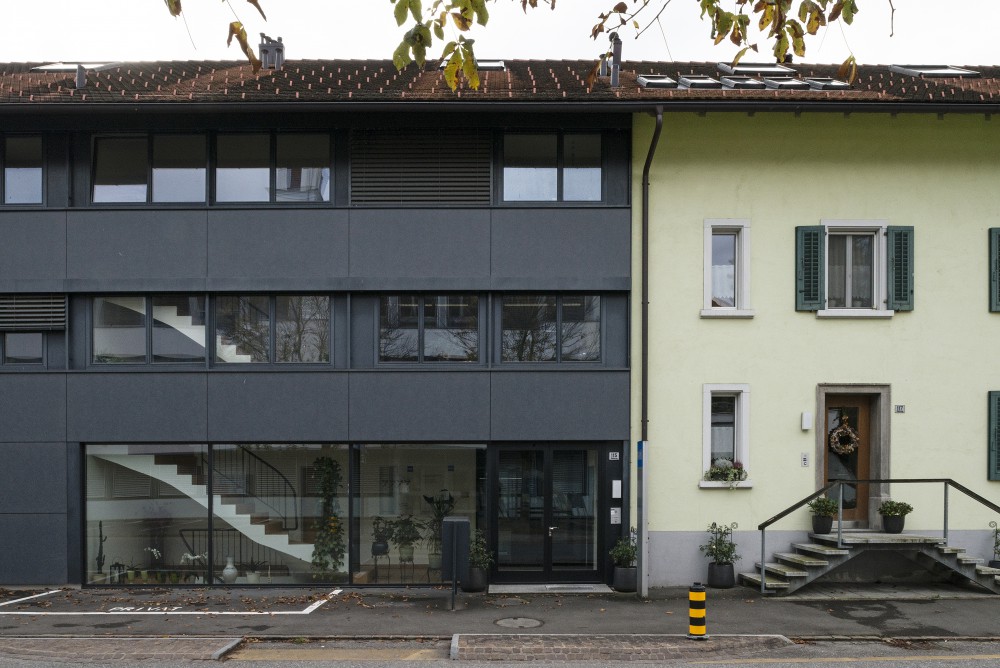 Neubau Mehrfamilienhaus, Mauren 2000