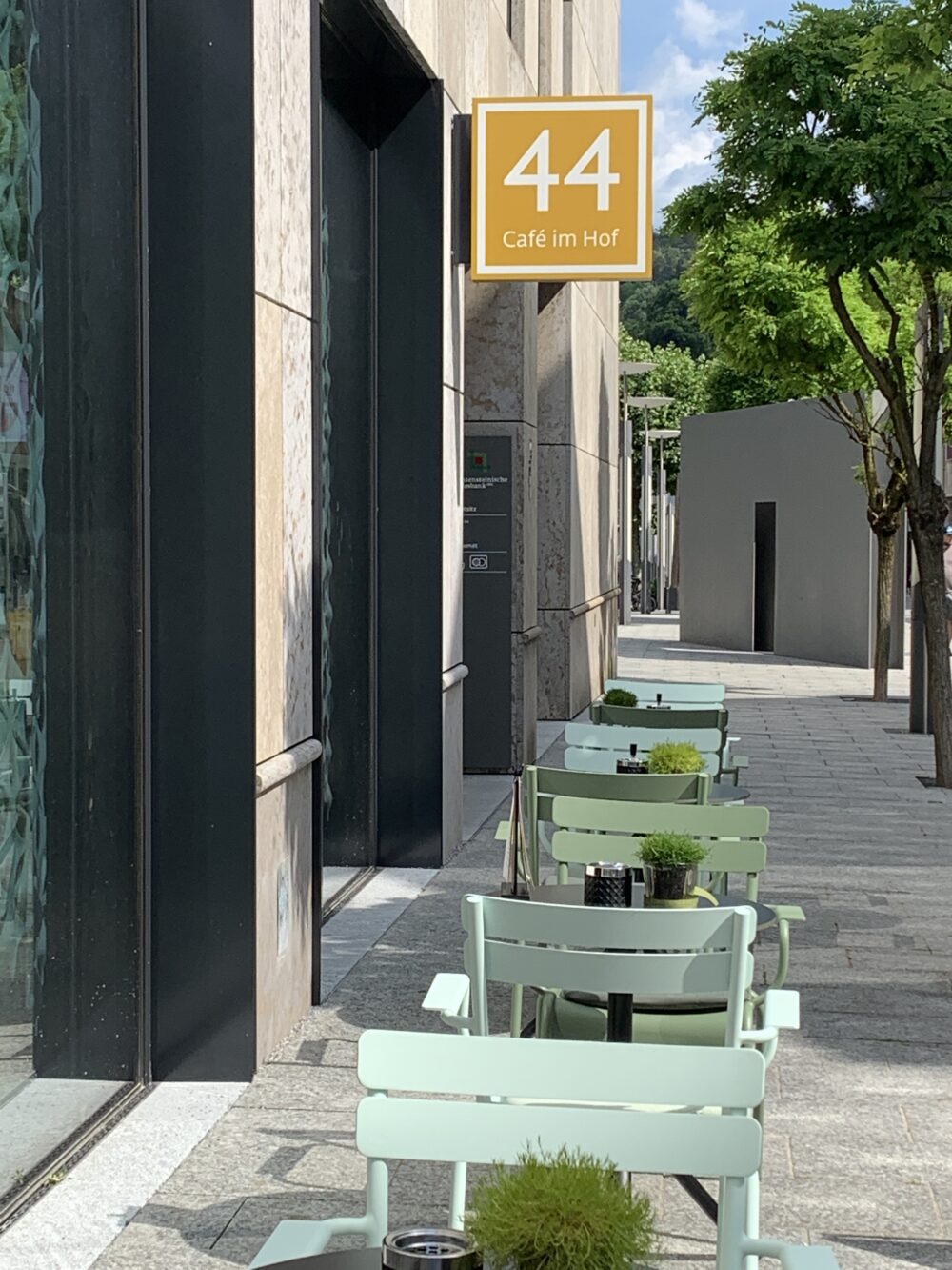 Umgestaltung Café „44“, Liechtensteinische Landesbank, Vaduz Mai 2022